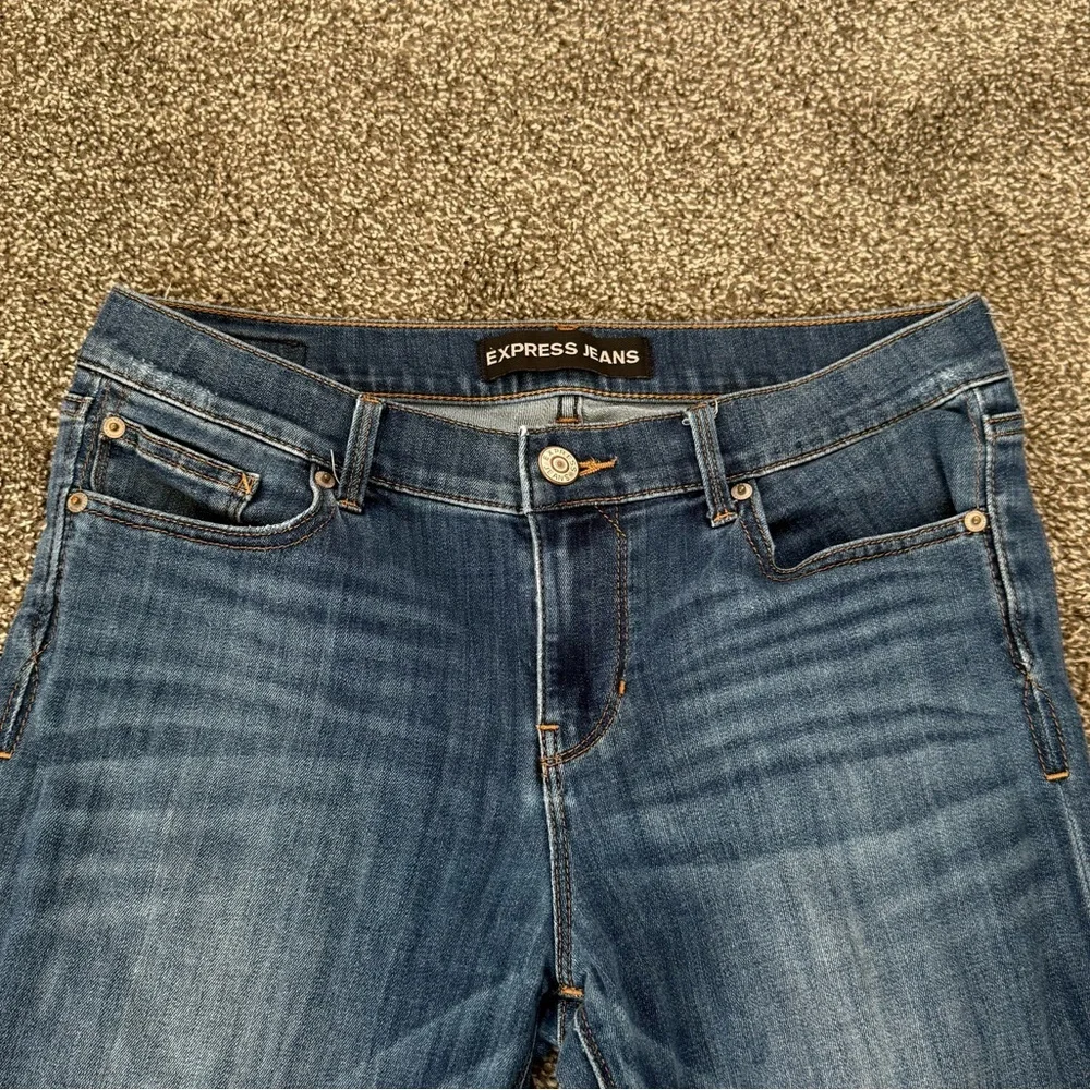 Express Jeans - Picture 2 of 8